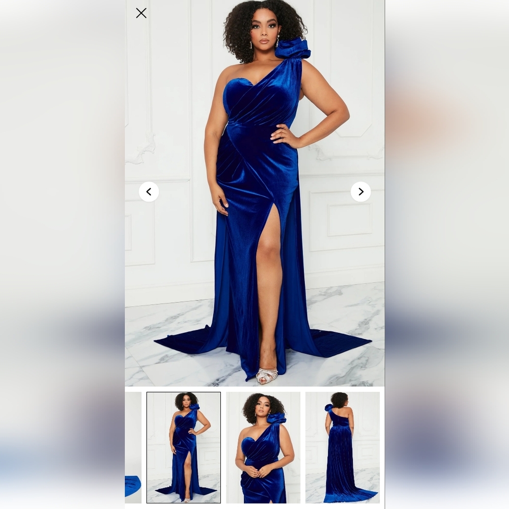 Elegant Blue One-Shoulder Evening Gown